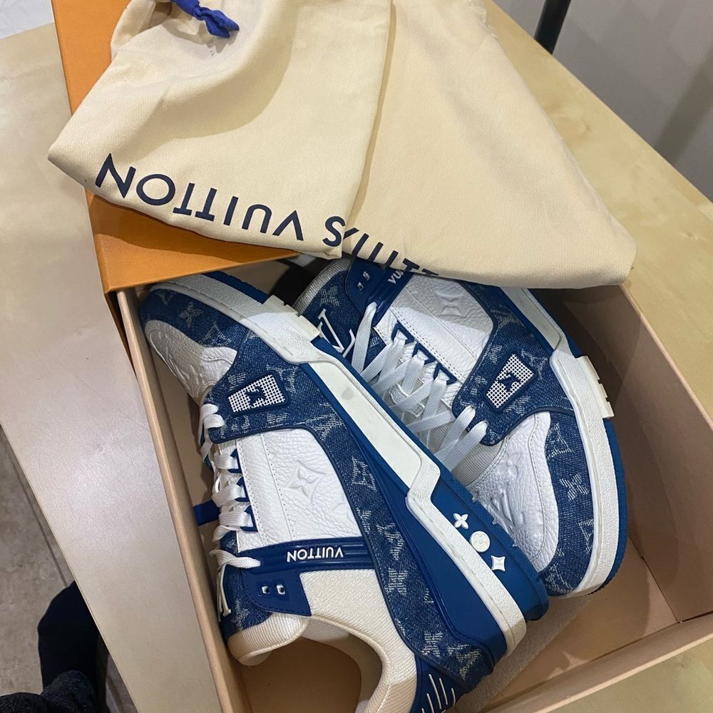 Louis Vuitton Trainer Sneakers - Picture 10 of 10